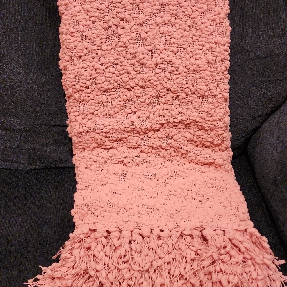 New Wendy Bellisimo Throw in Peachy Mauve Pink